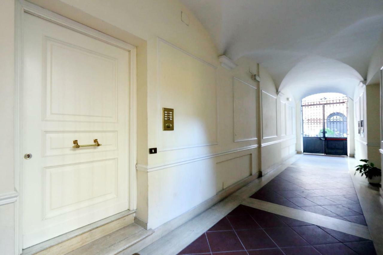 Appartement Style Julia 50 Mt From Colosseum Rome